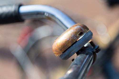 how to clean rust off a bike