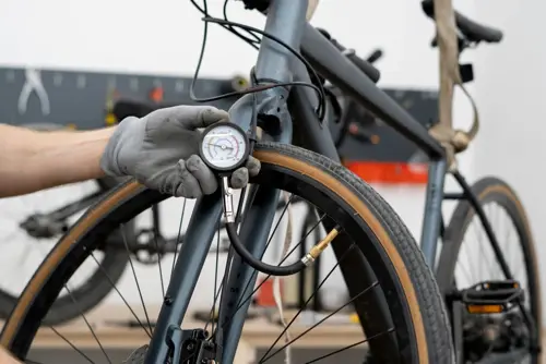 checking tyre pressure