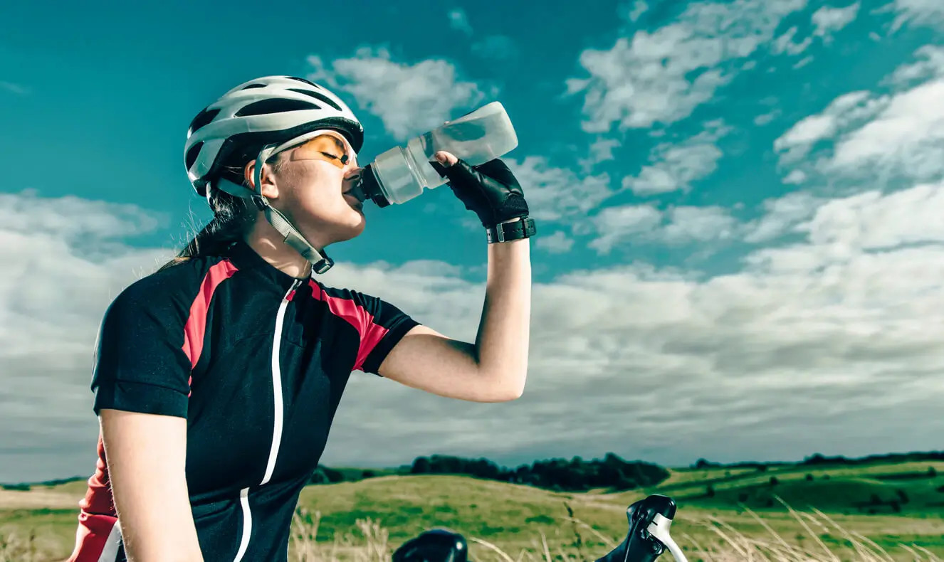 How to stay hydrated while cycling: 5 top tips
